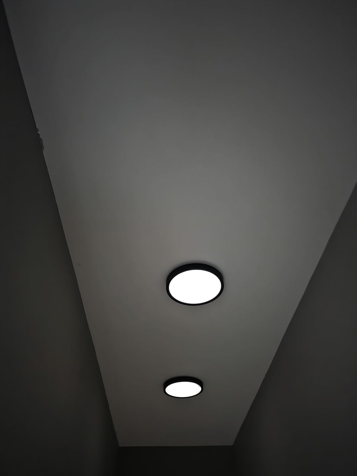 LED Flush Mount Ceiling Light Fixture, 9inch Modern Black Light, 18W 5000K, Low Profile Slim Flat Surface Lights for Bedroom Kitchen Hallway Laundry Stairwell Basement Closet customer photo 1