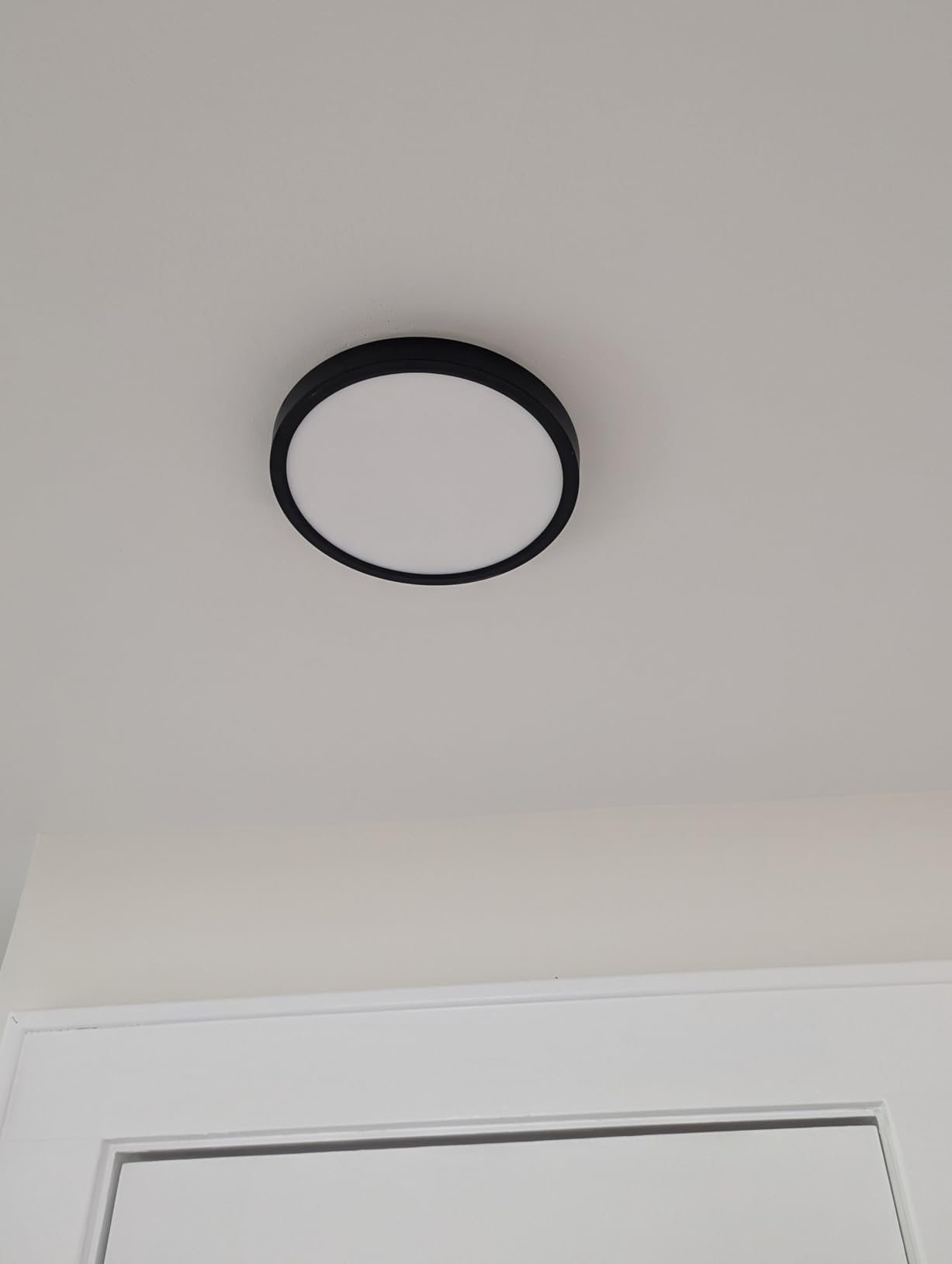 LED Flush Mount Ceiling Light Fixture, 9inch Modern Black Light, 18W 5000K, Low Profile Slim Flat Surface Lights for Bedroom Kitchen Hallway Laundry Stairwell Basement Closet customer photo 2