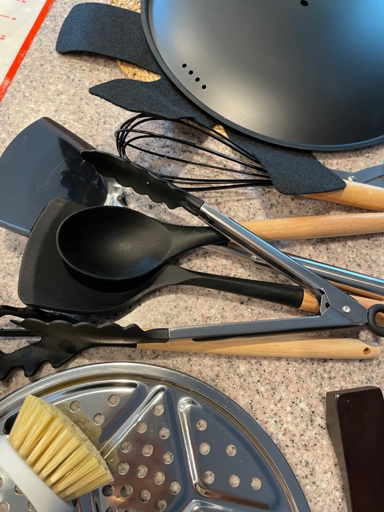 AOSION 13'' Carbon Steel Wok, 12 Piece Wok Pan & Stir-Fry Pans Set with Lid customer photo 1