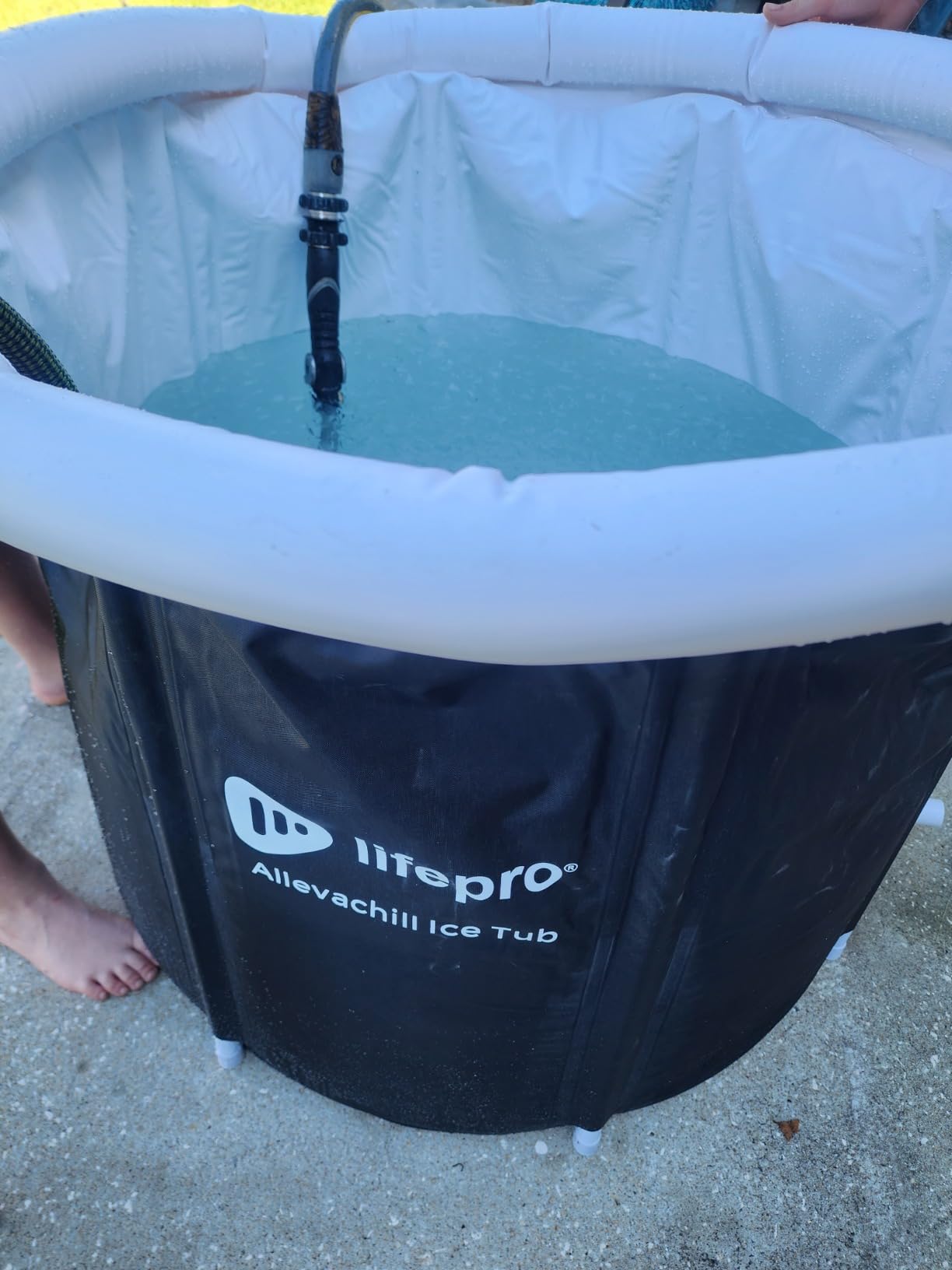 Lifepro Portable Ice Bath Tub with Lid and Storage Bag - Lightweight, Durable Cold Plunge Tub for Home Therapy Sessions -Home & Travel Ice Bath Tub for Adults and Athletes customer photo 2