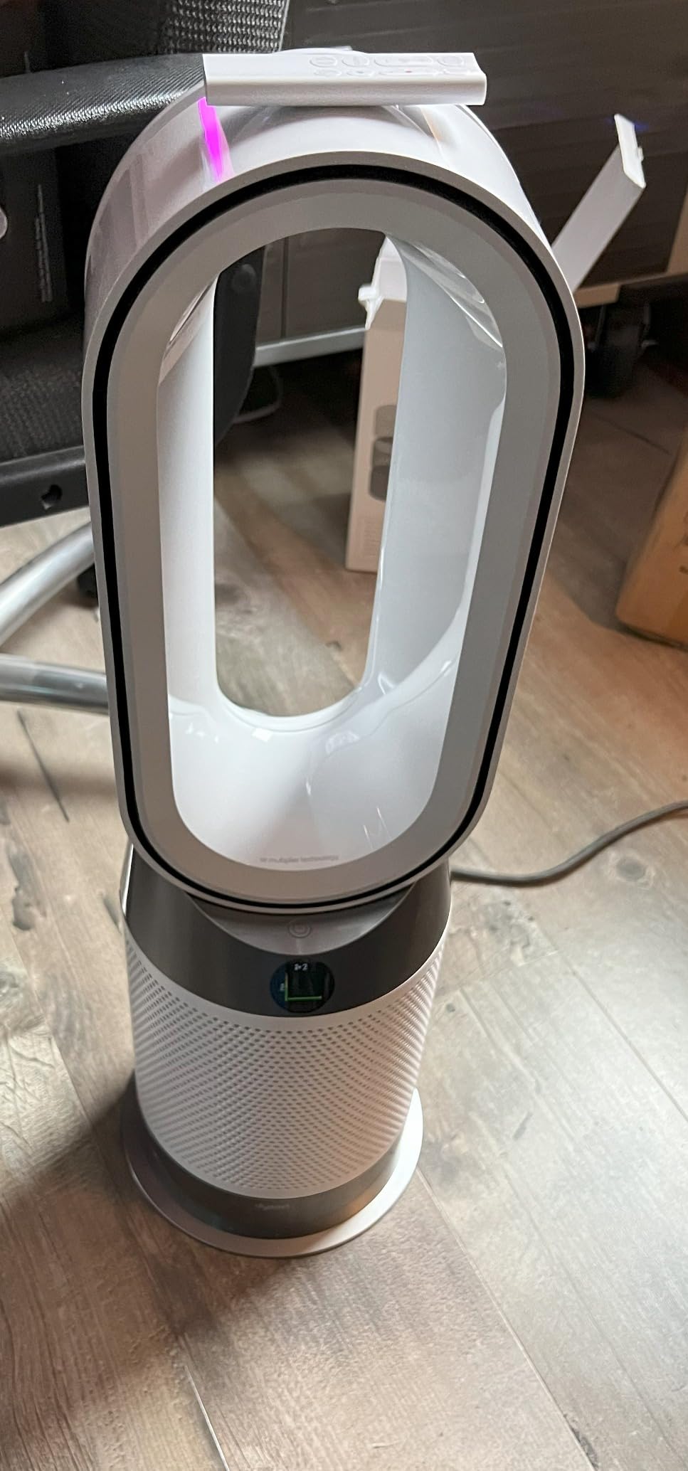 Dyson Purifier Hot+Cool Gen1 HP10 - HEPA Air Purifier, Fan & Heater, 350° Oscillation, 10 Levels, bladeless (White) customer photo 2