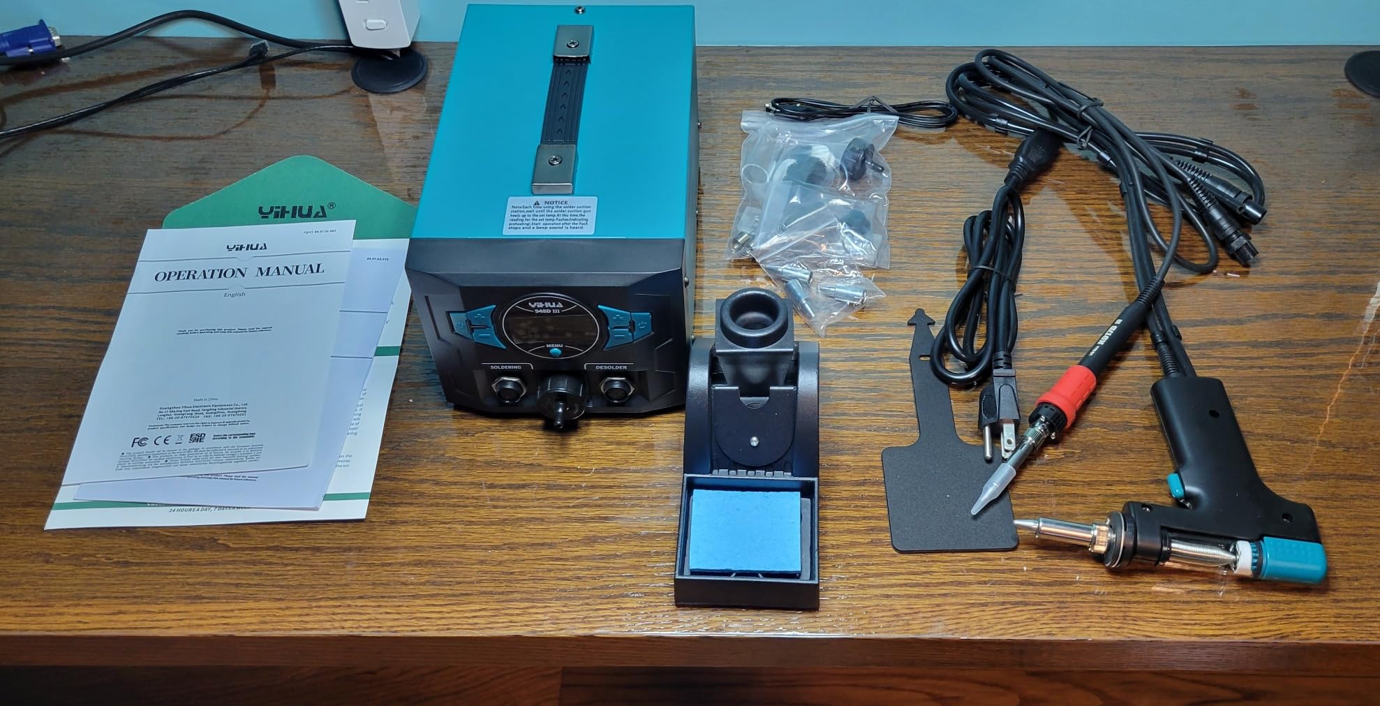 YIHUA 948D III Soldering Iron Desoldering Station Kit with Upgraded Desolder Tool, 110W EVO Solder Iron, Vacuum Pump, 3 Desoldering Nozzles, with Automatic Shutdown, Sleep Mode Functions. customer photo 2