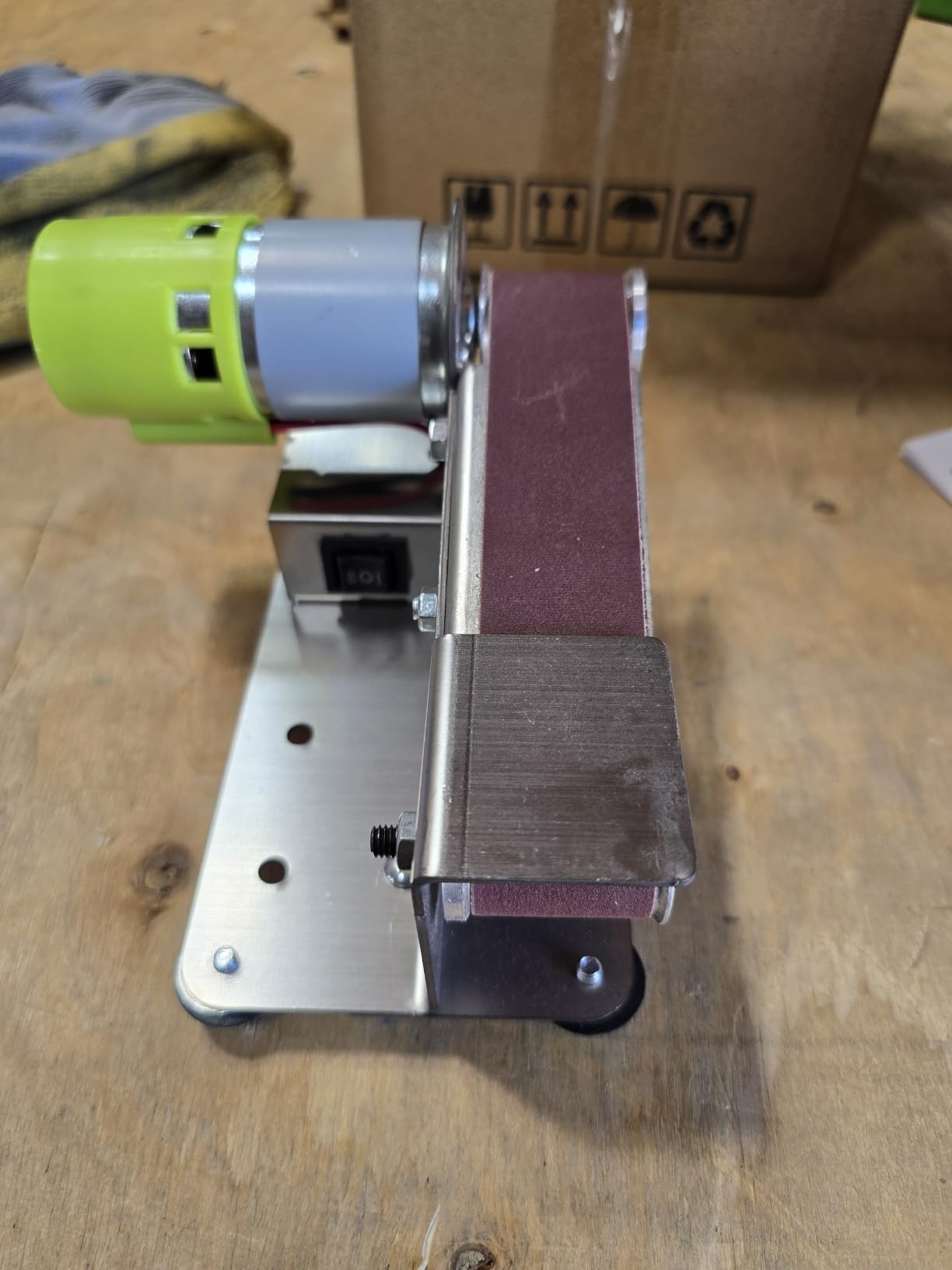 Mini Belt Sander, 7-Speed Knife Sharpener, 15-Degree Grinder customer photo 2