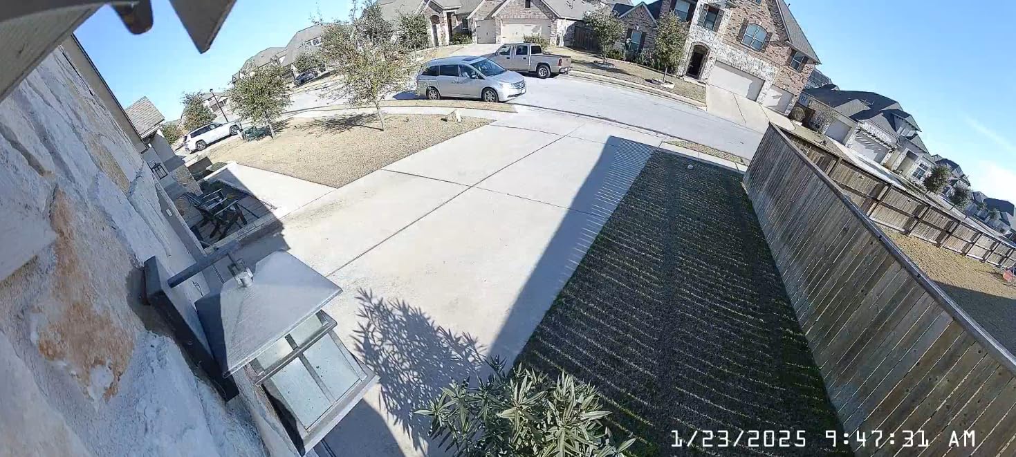 ANNKE 8MP PoE Security Camera Outdoor with Dual-Lens, 180° Filed of View customer photo 1