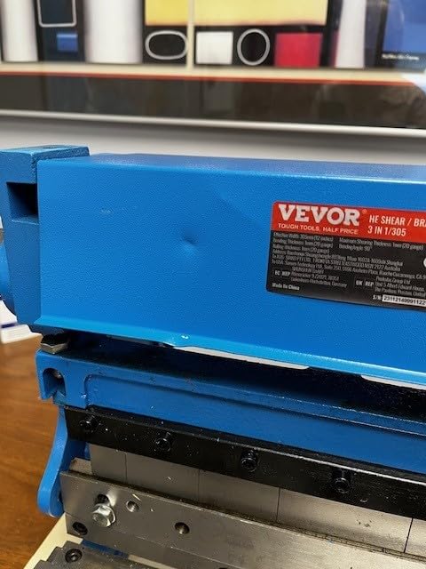 VEVOR Sheet Metal Brake, 12-inch, 3-In-1 Combination Shear Brake Roll Machine, 20-Gauge Capacity Shear Press Brake with 90° Max Bending Angle, Shears and Slip Roll Machine for Shear Bending Rolling customer photo 1