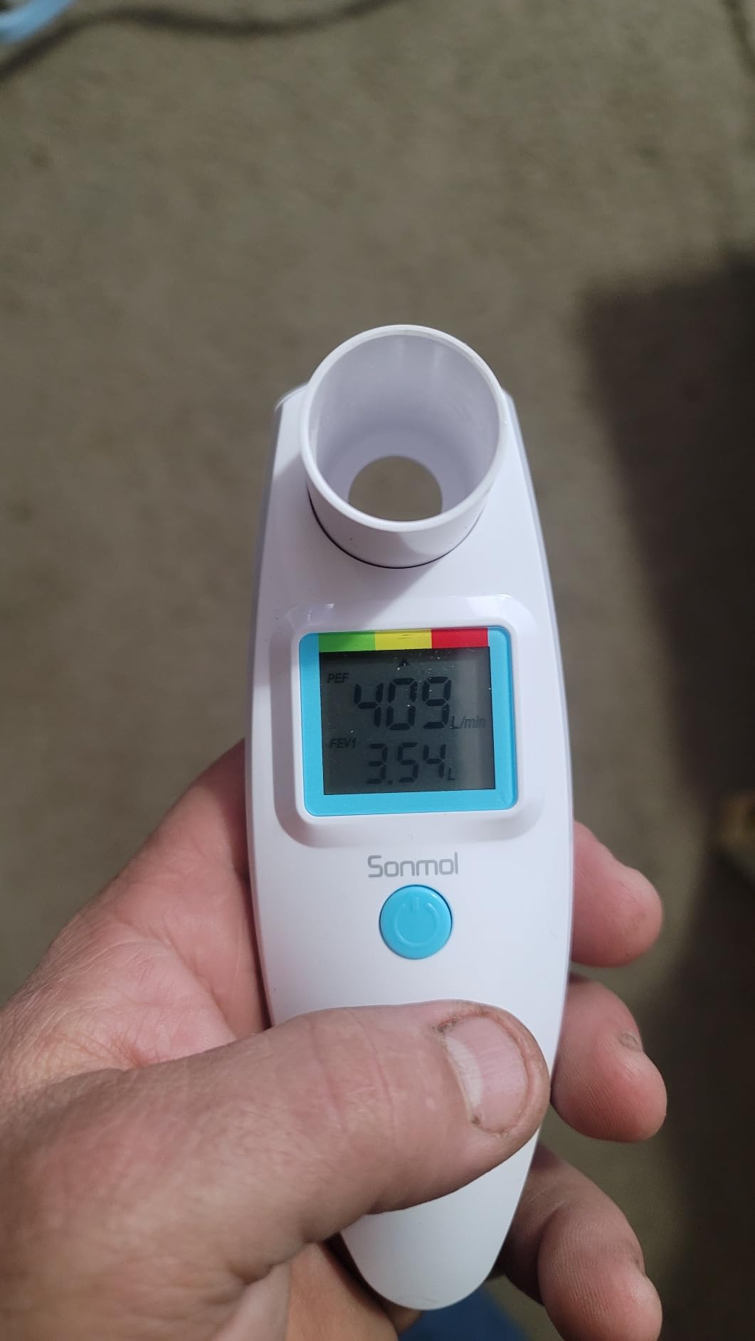 Sonmol Digital Peak Flow Meter PEF FEV1 Tester with Color Indicators customer photo 1