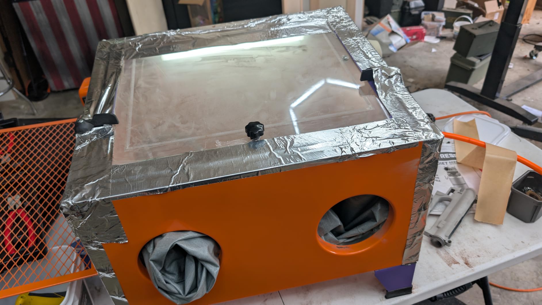 ‎AutoForever 25 Gallon Bench Top Air Sandblasting Cabinet,Orange customer photo 2