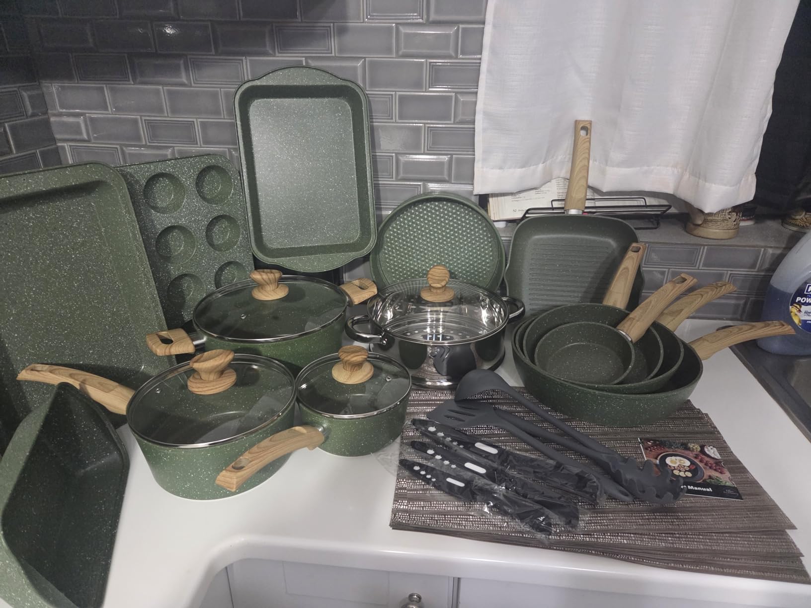 Kitchen Academy 17Pcs Green Induction Cookware Set, Nonstick Pots and Pans customer photo 1