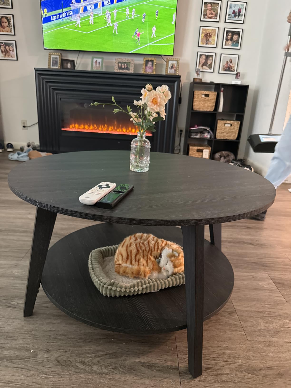 VASAGLE Round Coffee Table, 2-Tier Center Table with Storage, Tapered Legs customer photo 2