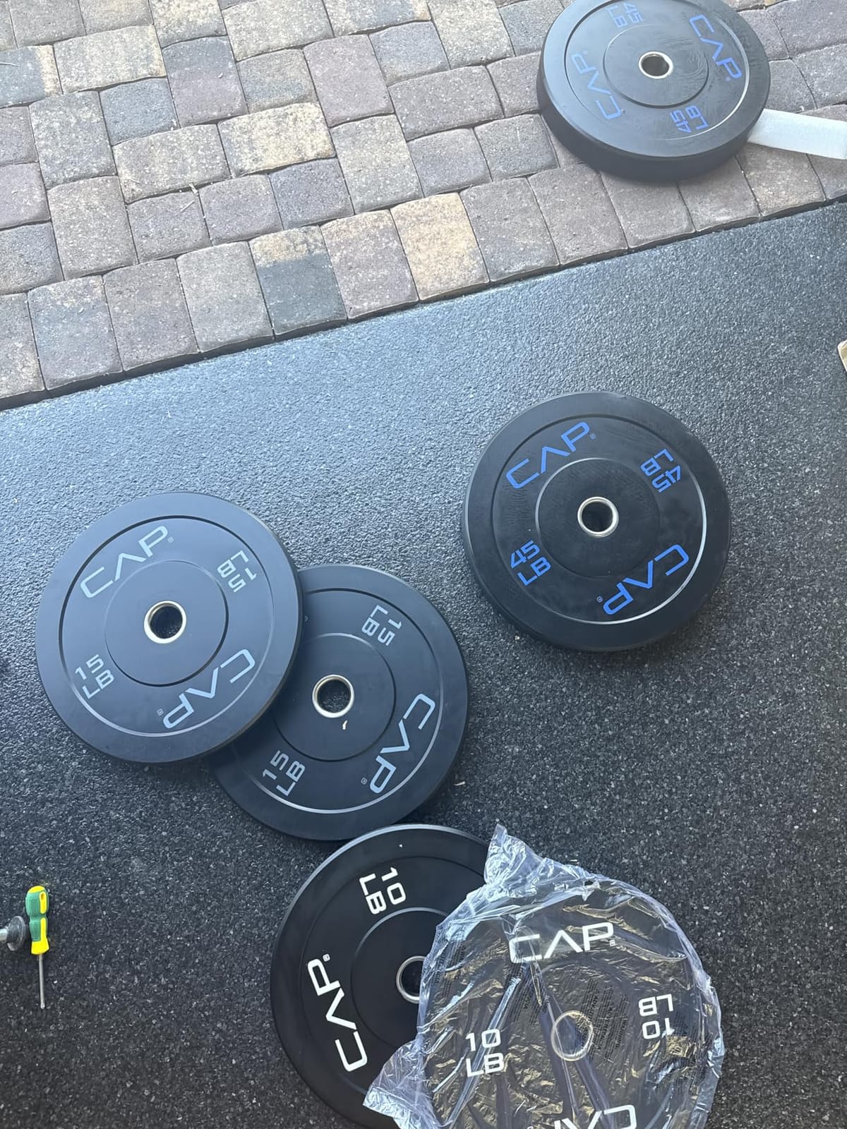 CAP 190lb Economy Olympic Bumper Plate Weight Set customer photo 1