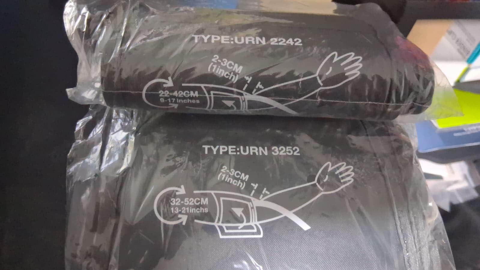 Automatic Upper Arm Blood Pressure Monitor for Home Use with 9-17&13-21 in customer photo 1
