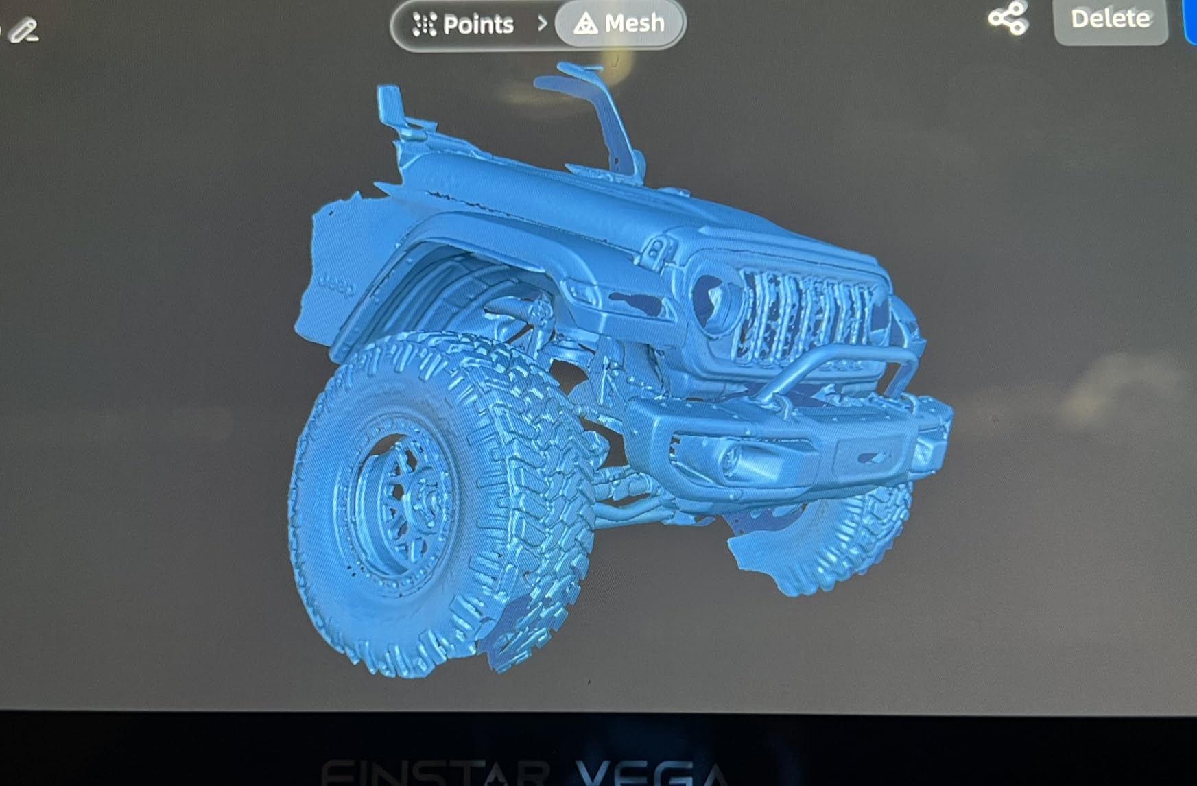 Shining 3D Einstar Vega Wireless 3D Scanner All-in-one Handheld 3D Scanner Two Scanning Technology Support Small to Large Objects, Stable Outdoor Scanning, 8-core 2.4GHz CPU, 512G SSD and 32G RAM customer photo 1