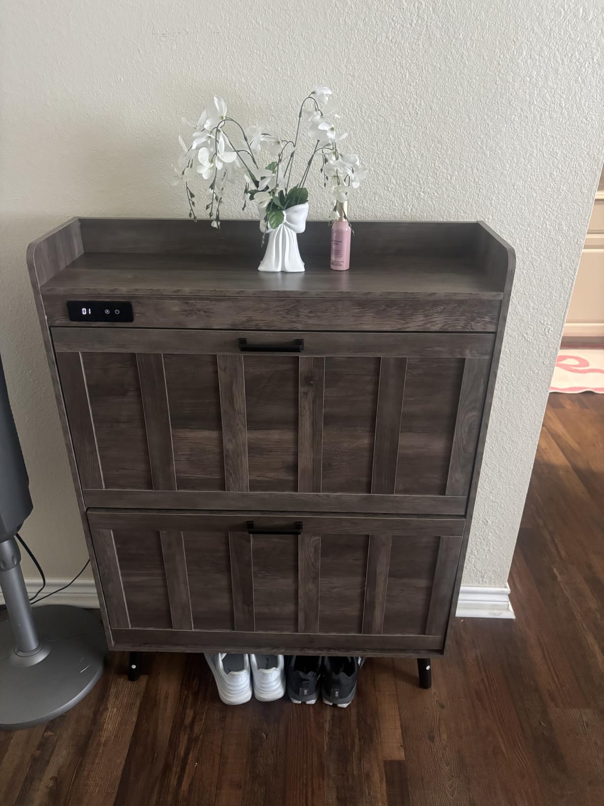 ChooChoo Shoe Storage Cabinet with 2 Flip Drawers for Entryway customer photo 2