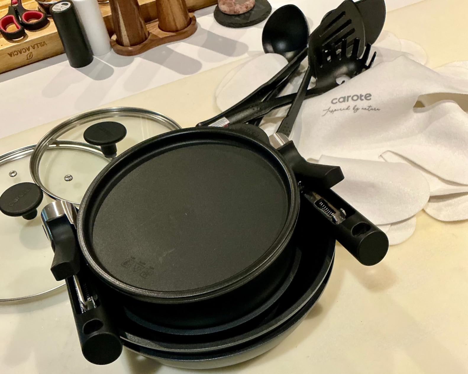 CAROTE 20pcs 4-Ply Premium Hard Anodized Pots and Pans Set Non Stick with Detachable Handle, Dishwasher/Oven Safe, RV Kitchen Cookware Set Nonstick, Induction Cookware, Large Capacity Pans and Pot Set customer photo 2