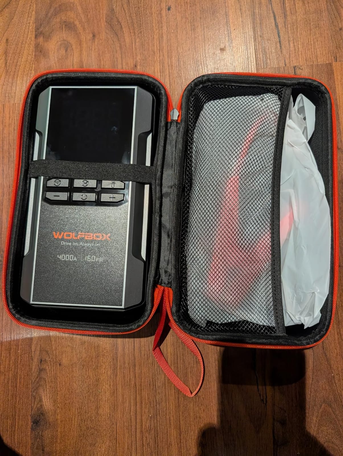 WOLFBOX MV24A 4000A Jump Starter with 160PSI Air Compressor, 12V Car Battery Booster, 88.8Wh Portable Jump Box (10L Gas/10L Diesel) with 65W Fast Charging, Tire Inflator, Jumper Cables, LED Light customer photo 1