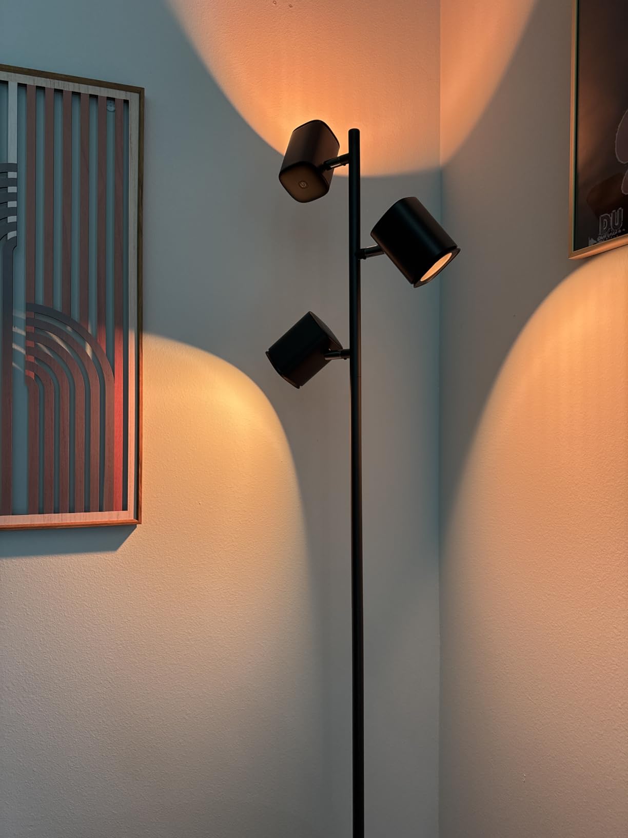 Govee Tree Floor Lamp with 3 Rotatable Lights, Compatible with Matter customer photo 1