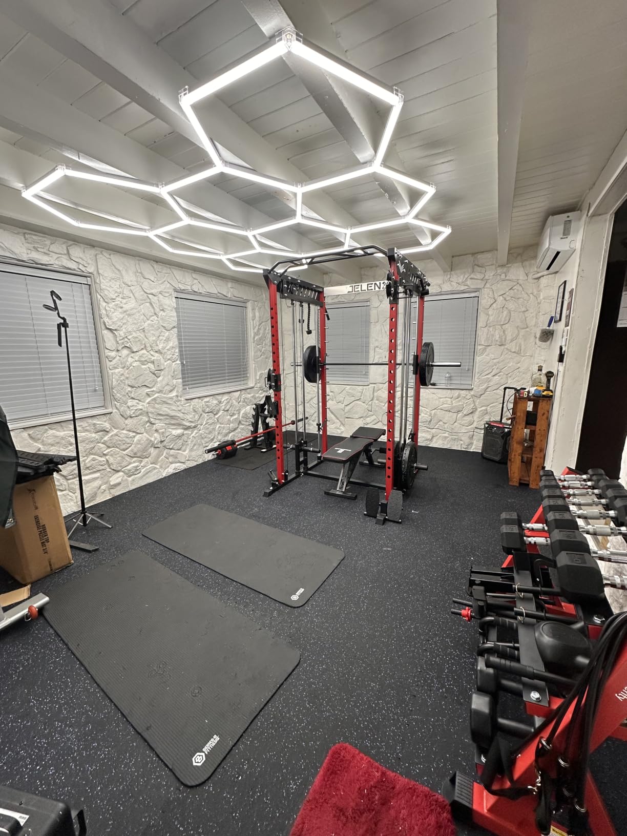 JELENS M21 Smith Machine, Multi-Function Power Cage with Dual Pulley Cable Crossover System, 2000LBS All-in-One Squat Rack with Smith Bar and Attachments customer photo 1