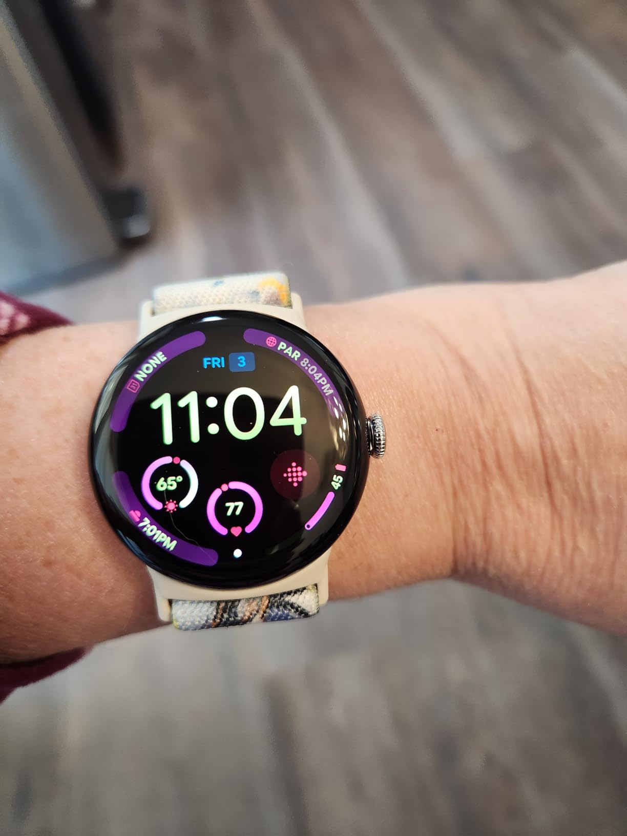 Google Pixel Watch 4 (45mm) - Smartwatch - Obsidian Active Band - Wi-Fi customer photo 2