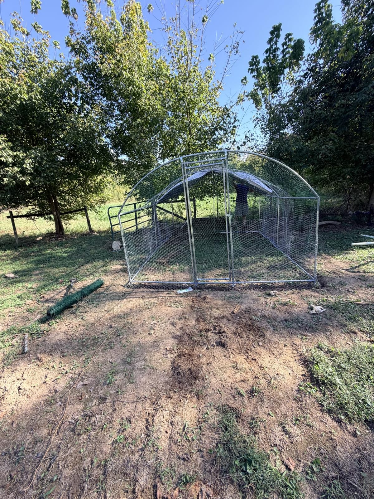 VEVOR Large Metal Chicken Coop,6.6 x 3.3 x 6.6 ft, Walk-in Chicken Run House with Waterproof Cover & Sturdy Frame, Spire Roof Poultry Cage Duck Pen for Rabbit Hen Goose Outdoor Backyard Farm Use customer photo 1