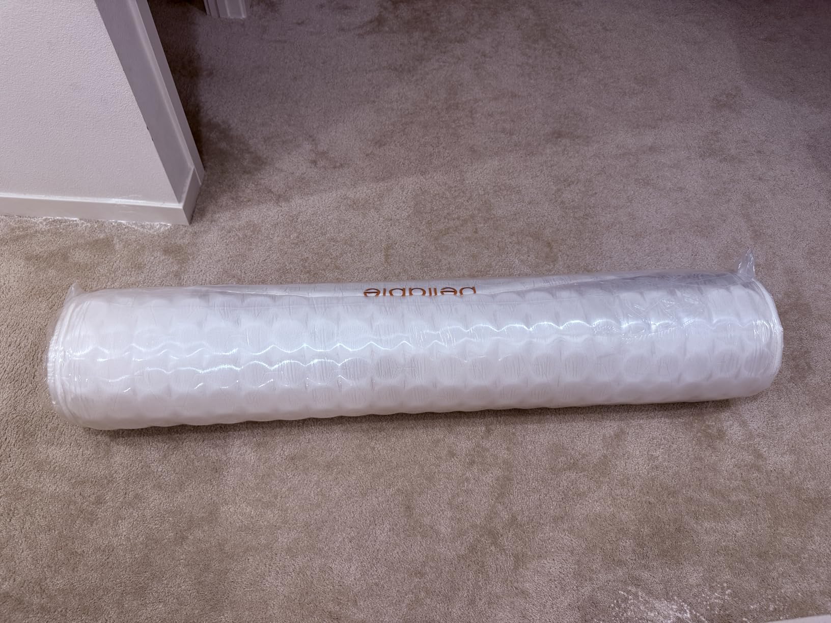 Queen Mattress, 14 Inch Medium Firm Hybrid Queen Mattress Cooling Gel Memory Foam Individually Wrapped Pocket Coils, Excellent Edge Support, Zone Support for Back Neck Pain Relief, Fiberglass-Free customer photo 2