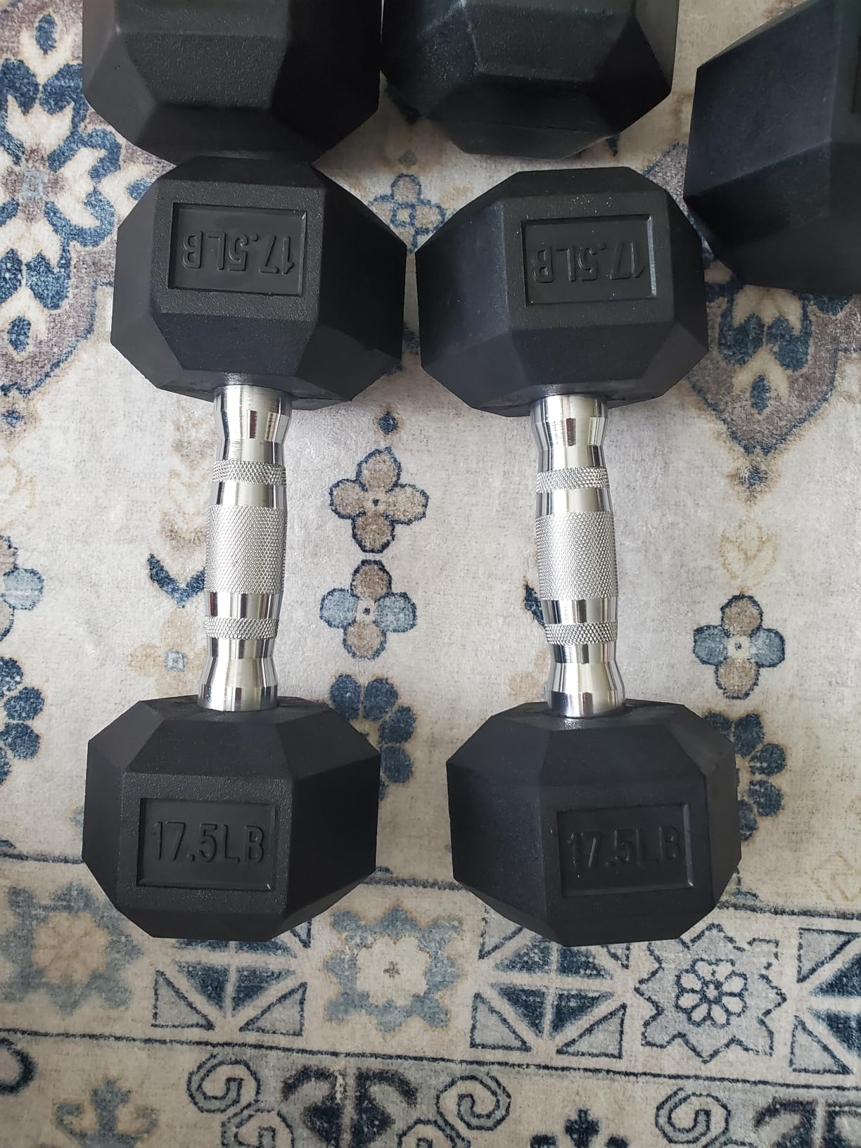 HANDBODE Hex Dumbbell Set of 2, Rubber Encased Fixed Dumbbells, 2.5-65 lb customer photo 1