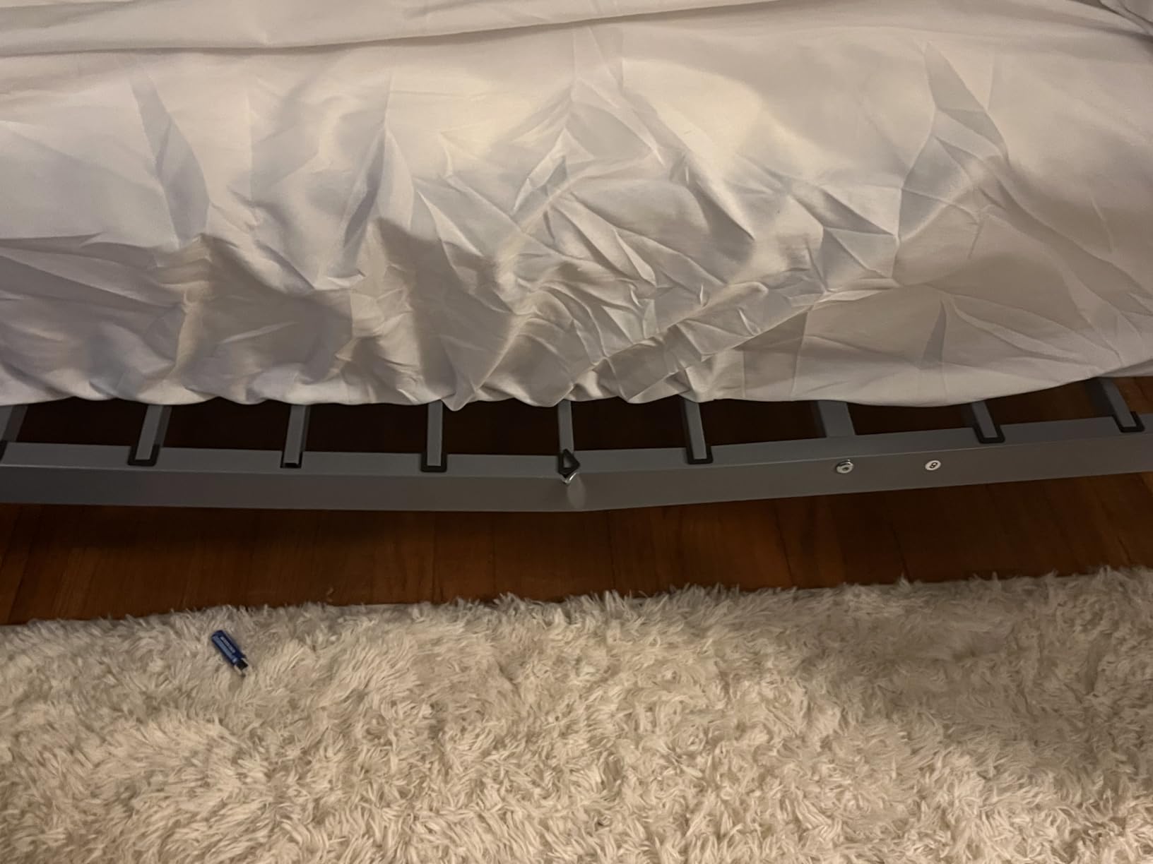 VECELO Bunk Bed Twin Over Twin, Metal Bunkbeds with Ladder and Full-Length Guardrail, No Box Spring Needed, Space Saving, Noise Free, White customer photo 1